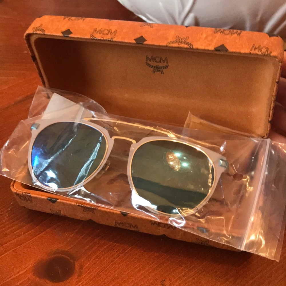 MCM Unisex Sunglasses - Picture 8 of 8